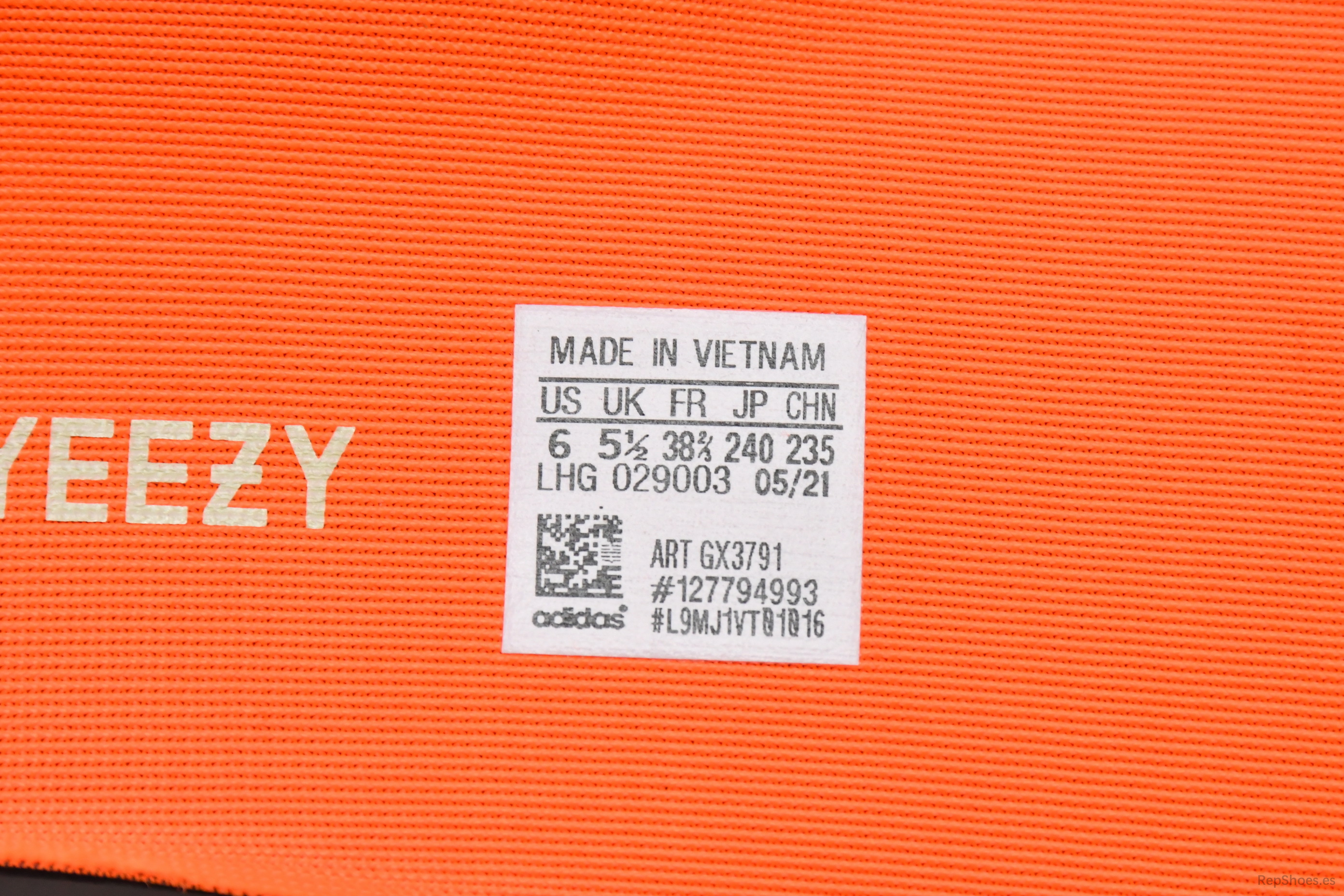 adidas Yeezy Boost 350 V2 Mono Cinder GX3791